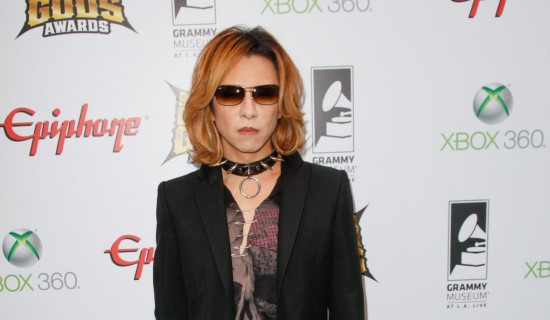 “x japan” ёшики амазоны түймрийг унтраахад 100 мянган ам. Доллар хандивлав
