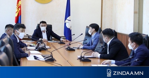 Хотын дарга барилгынхныг хууль, дүрмээ баримталж ажиллавал дэмжинэ