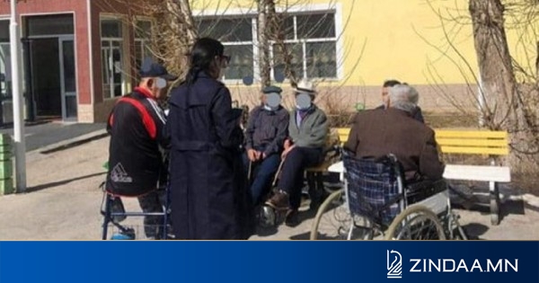 Батсүмбэрийн асрамжийн газрын ахмадуудыг вакцинд хамруулжээ
